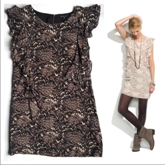 Madewell Dresses & Skirts - Madewell Silk Pretty Plumes Ruffle Dress